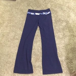Lulu lemon yoga pants PURPLE size 6